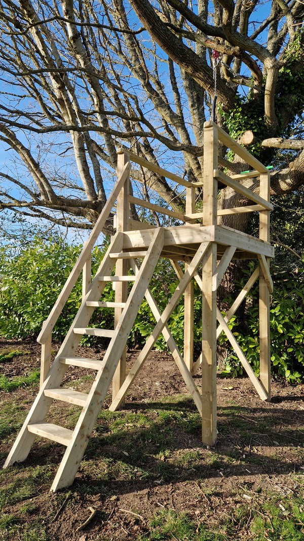 Garden zip wire installed by Limitless Zip Wires