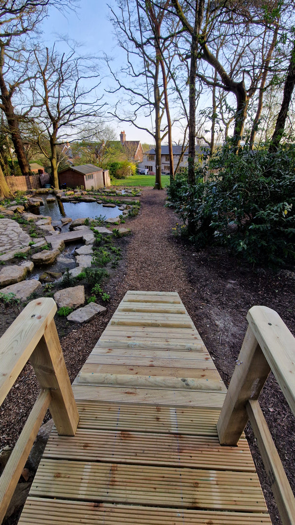 Garden zip wire installed by Limitless Zip Wires